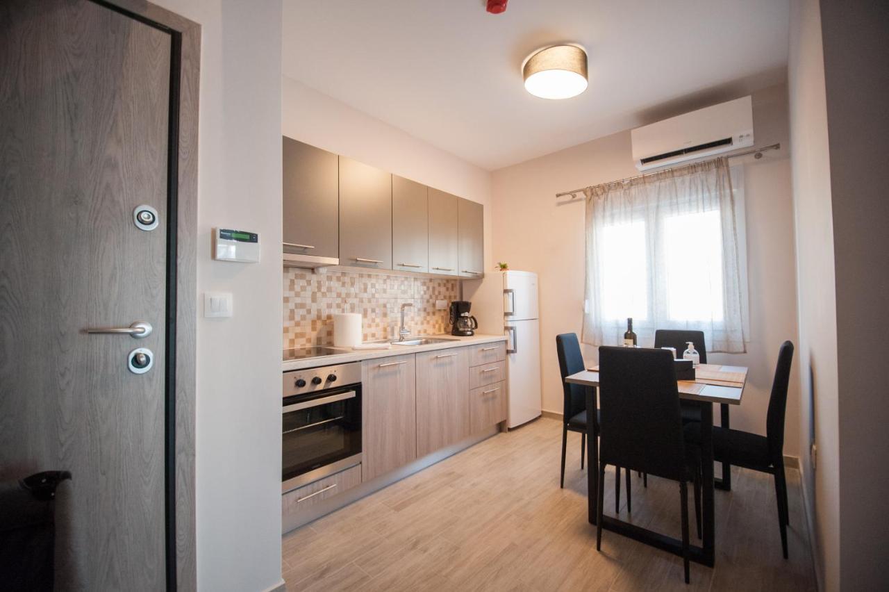 Peraía Niki'S Apartments מראה חיצוני תמונה